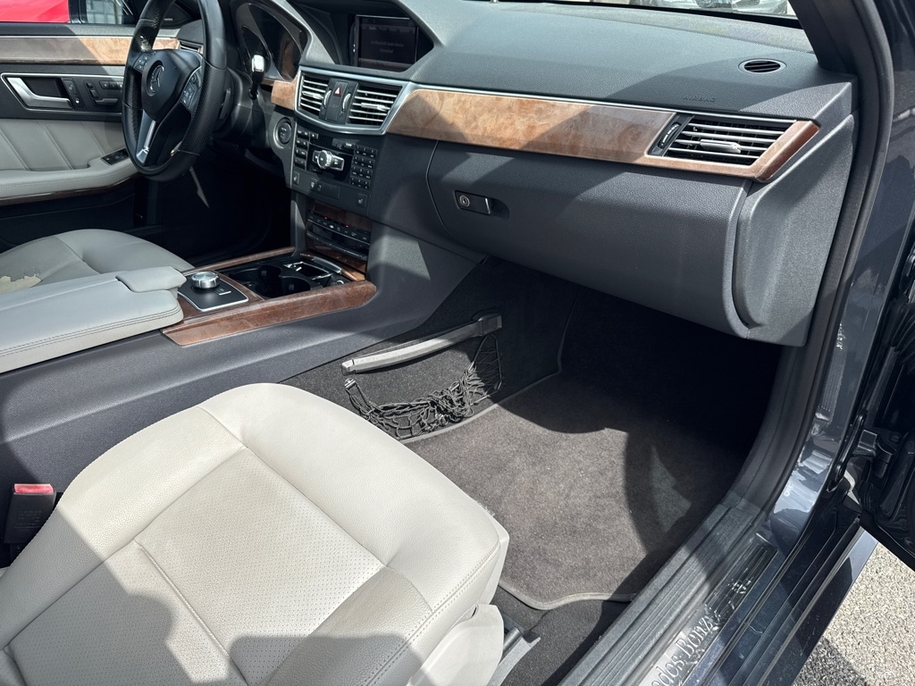 Mercedes-Benz E-Class E350 Sedan 2013 Mercedes-Benz E-Class E350 Sedan 2013