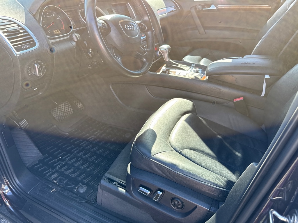 Audi Q7 3.0T Premium Plus quattro 2015