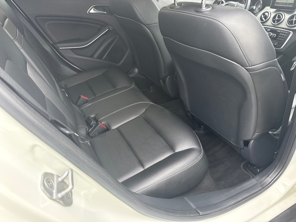 Mercedes-Benz GLA-Class GLA250 2015 Mercedes-Benz GLA-Class GLA250 2015