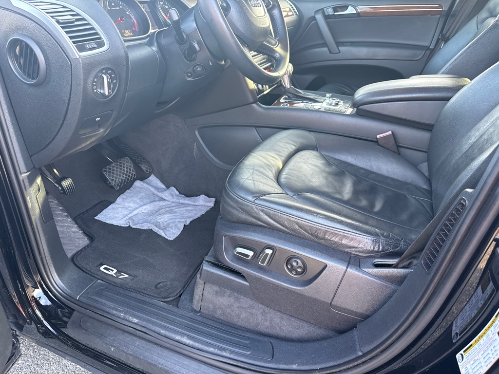 Audi Q7 3.0T Premium Plus quattro 2015