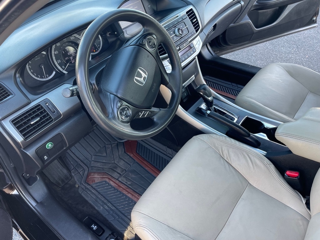 Honda Accord LX Sedan CVT 2015 Honda Accord LX Sedan CVT 2015