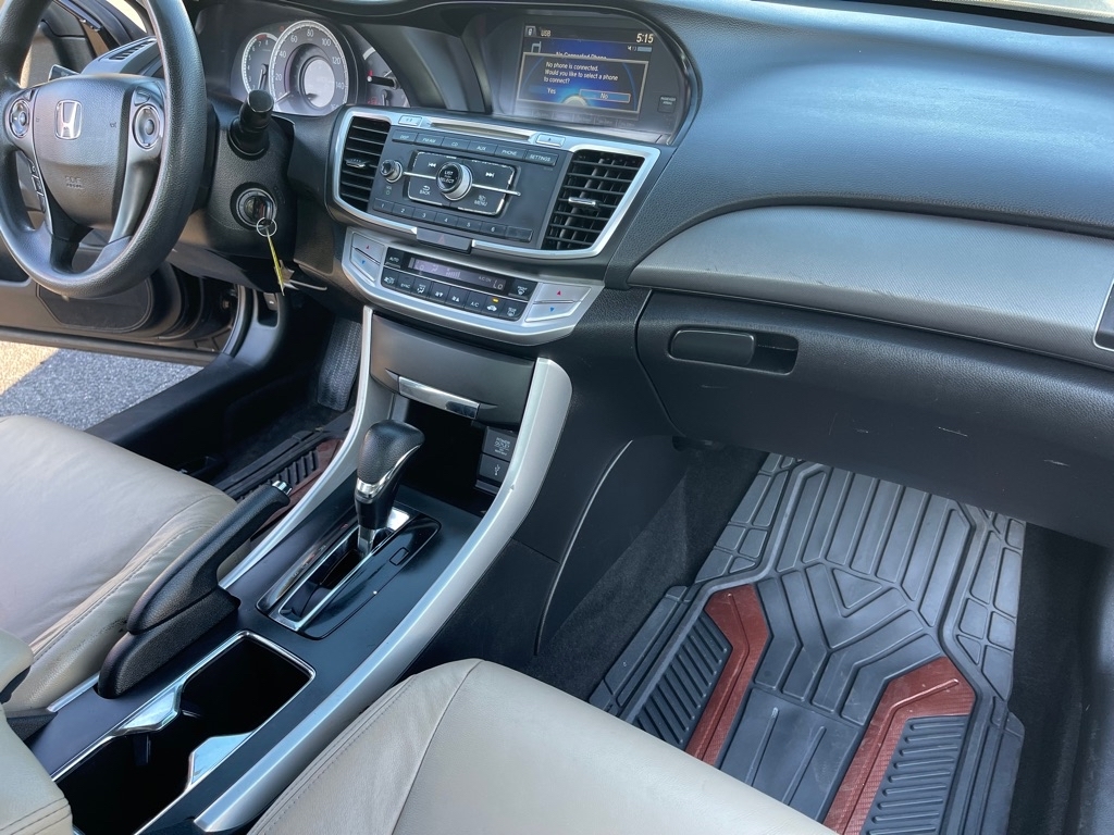 Honda Accord LX Sedan CVT 2015 Honda Accord LX Sedan CVT 2015