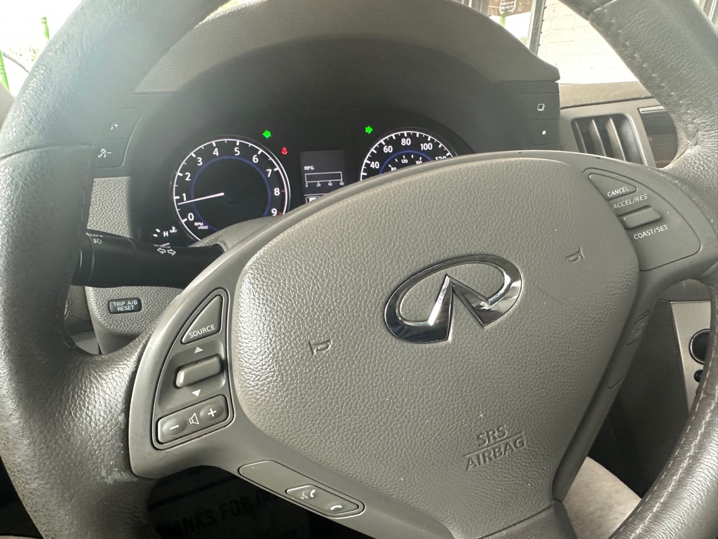 Infiniti G Sedan G37x AWD 2011 Infiniti G Sedan G37x AWD 2011