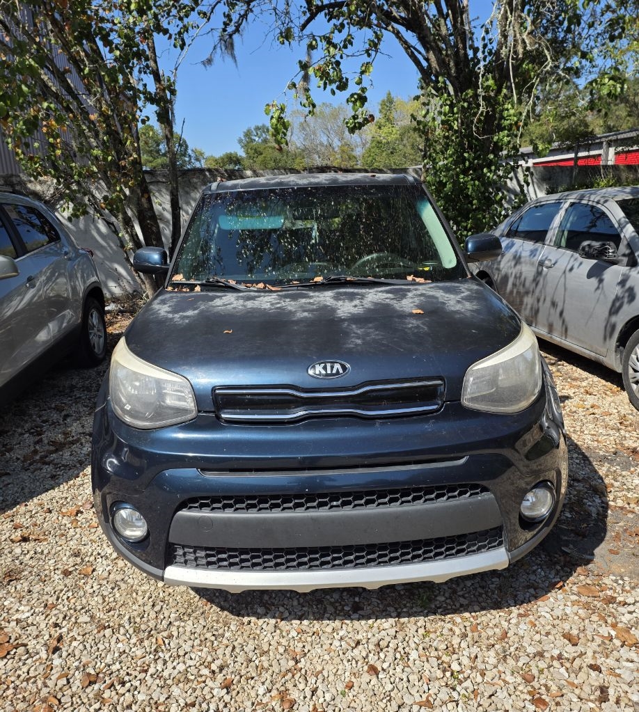 Kia Soul + 2017 Kia Soul + 2017