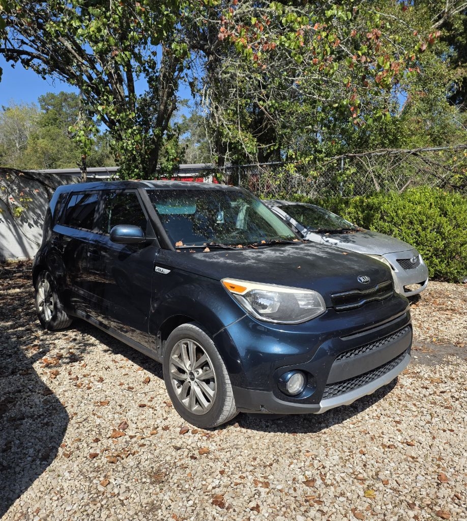 Kia Soul + 2017 Kia Soul + 2017