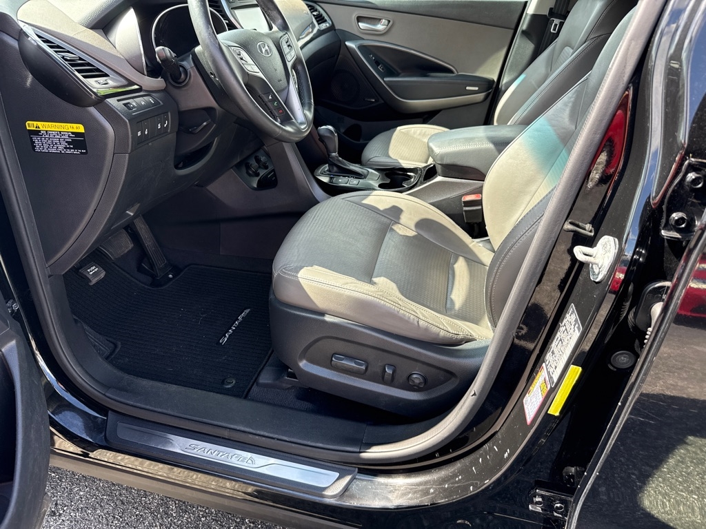 Hyundai Santa Fe Limited FWD 2014