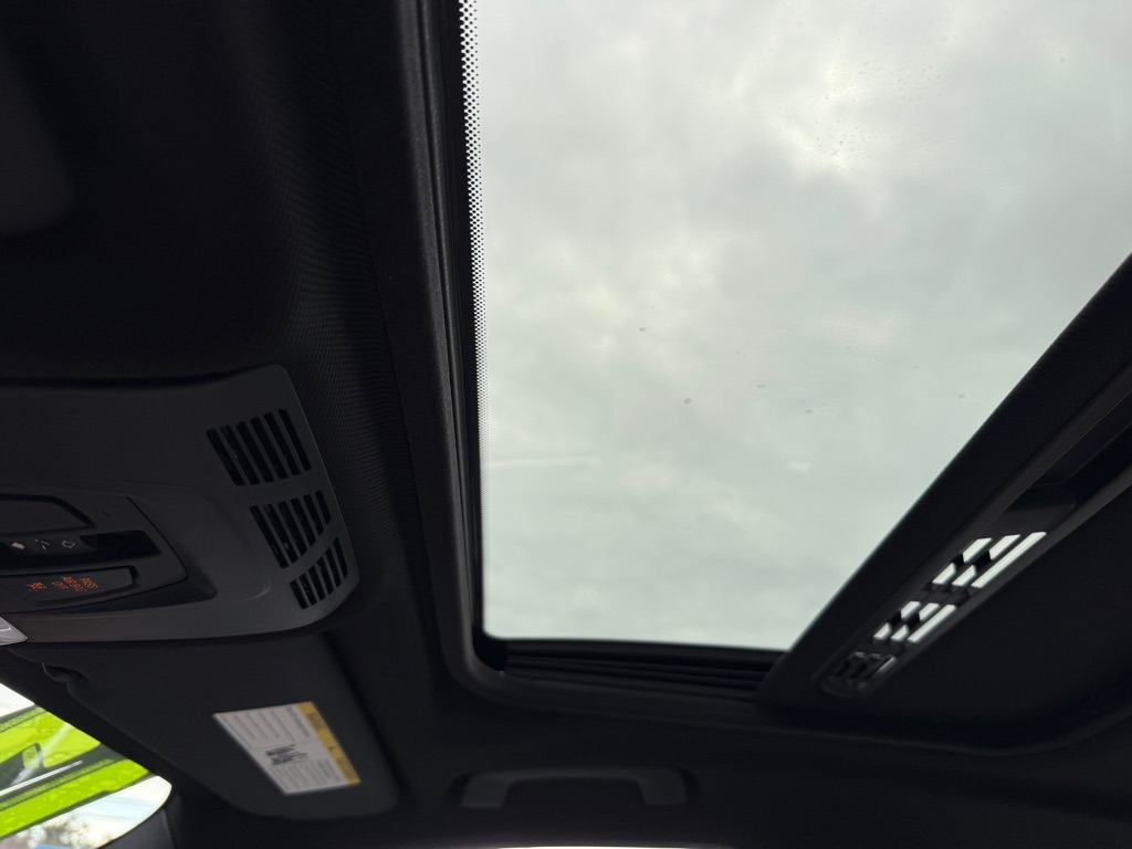 BMW 3-Series 330i SULEV Sedan 2017