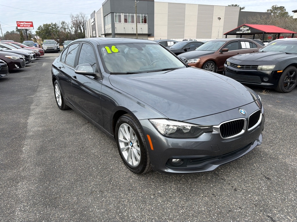 BMW 3-Series 320i Sedan 2016