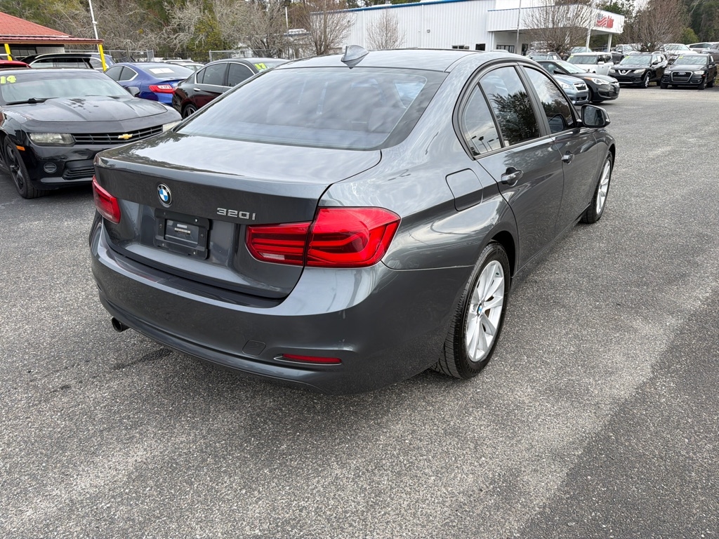 BMW 3-Series 320i Sedan 2016