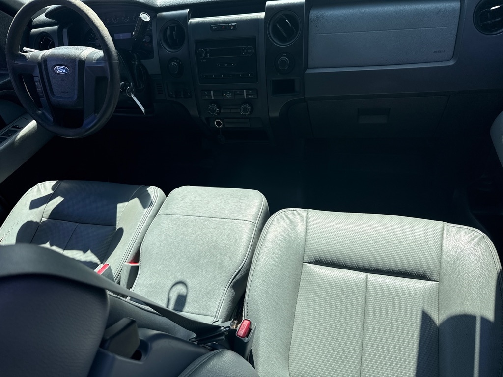 Ford F-150 XL SuperCrew 5.5-ft. Bed 4WD 2013