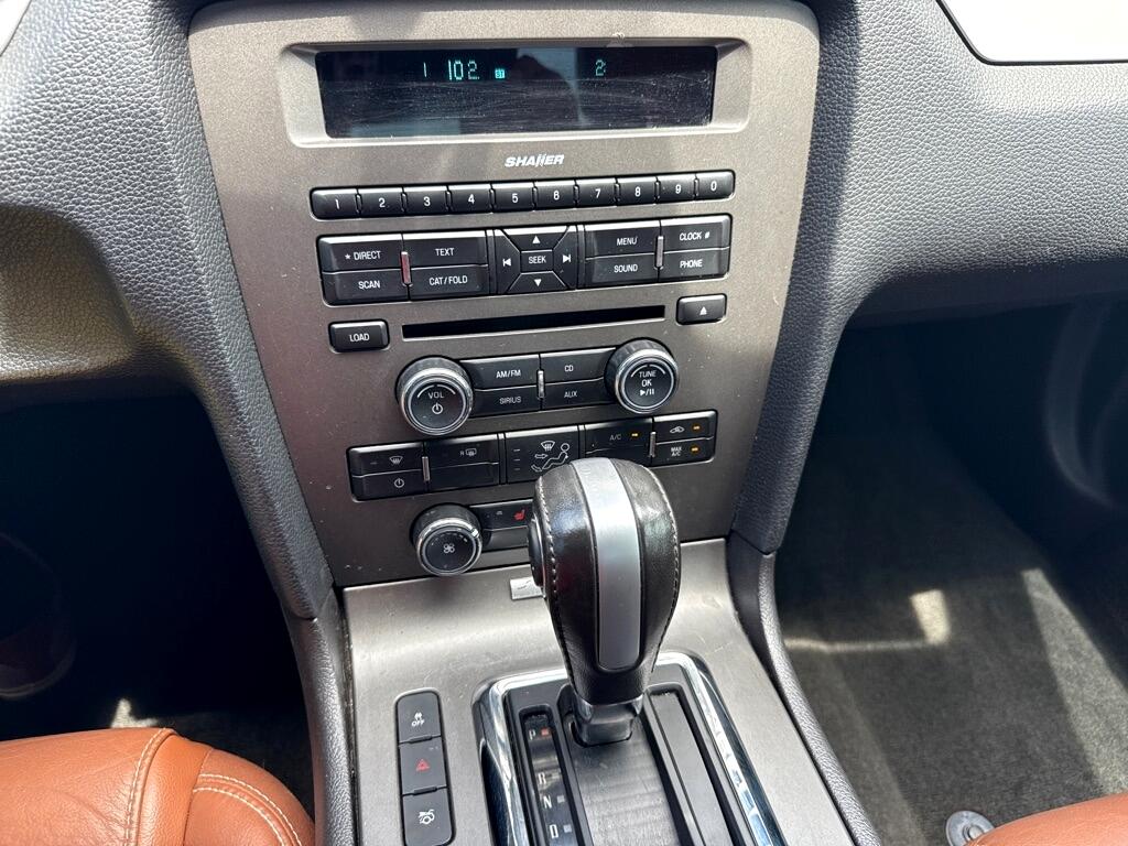 Ford Mustang V6 Coupe 2013