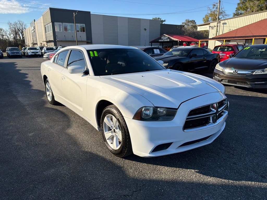 Dodge Charger SE 2011