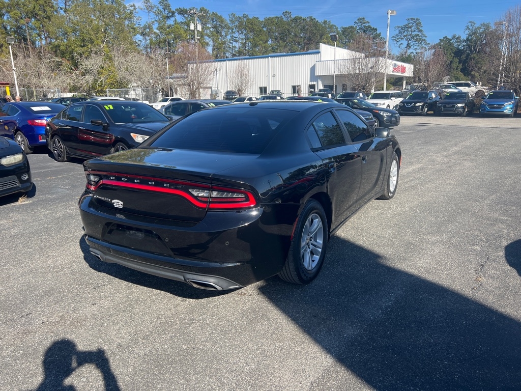 Dodge Charger SE 2016