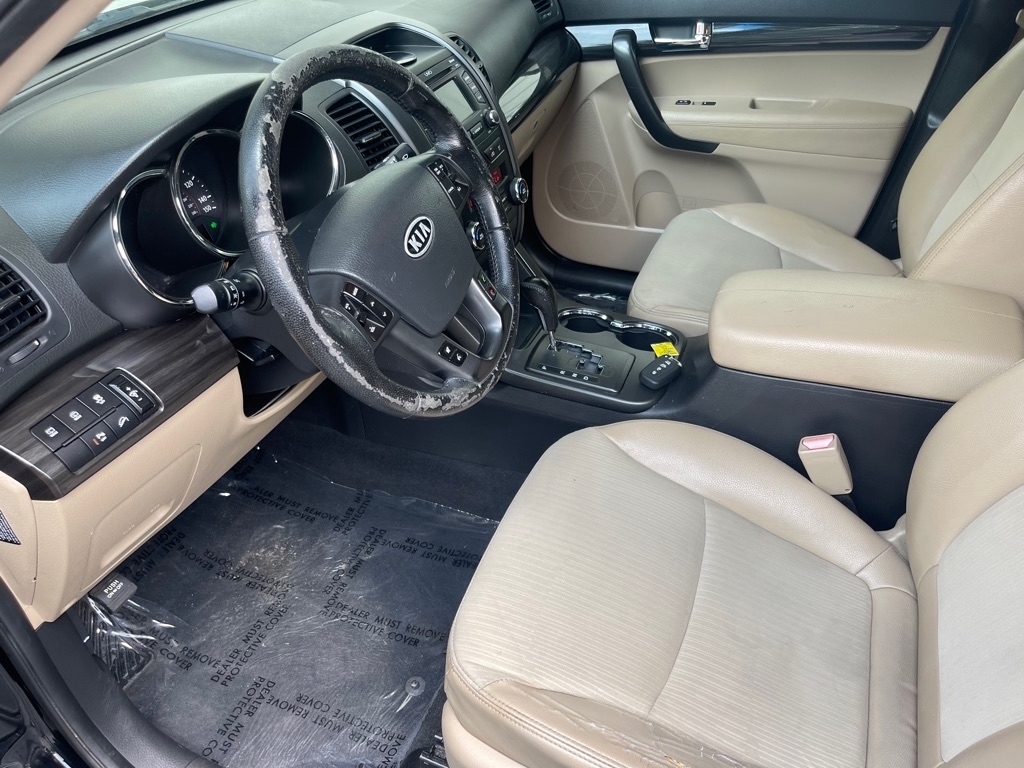 Kia Sorento EX V6 2WD 2012