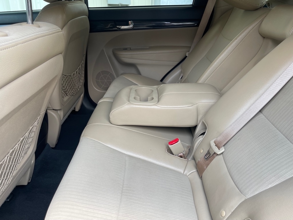 Kia Sorento EX V6 2WD 2012