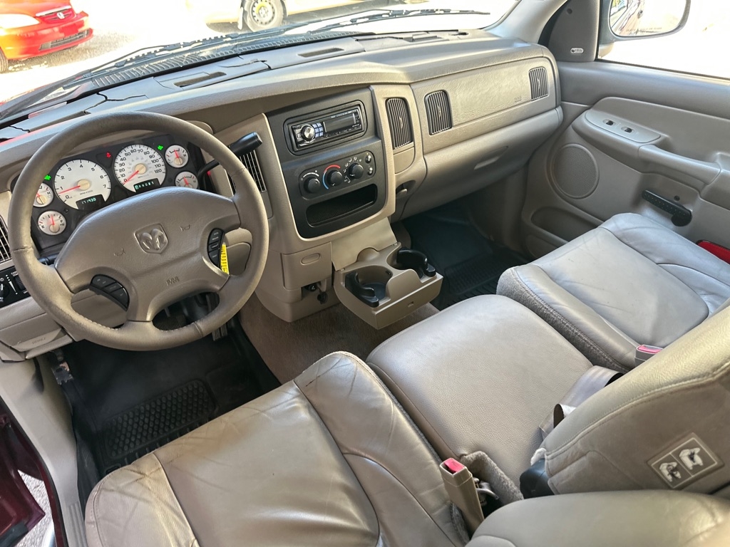 Dodge Ram 1500 ST Quad Cab Short Bed 2WD 2002