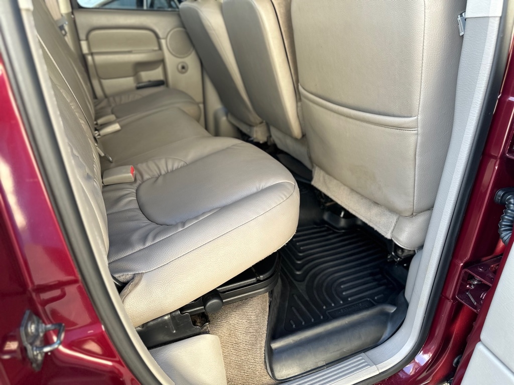 Dodge Ram 1500 ST Quad Cab Short Bed 2WD 2002