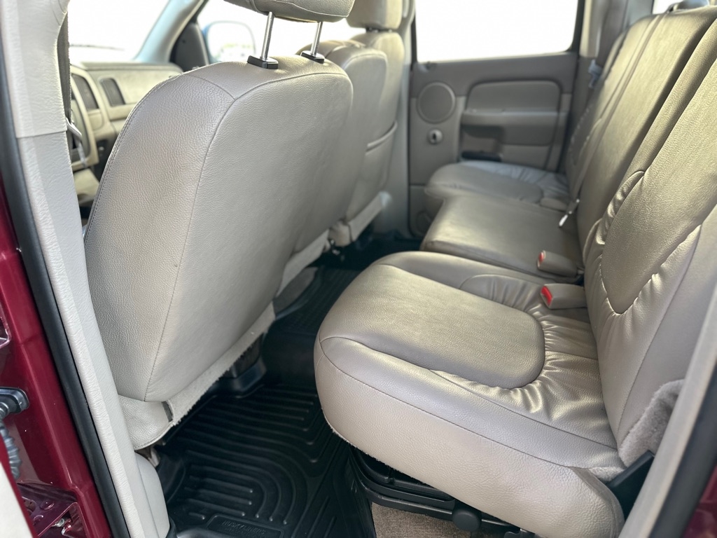 Dodge Ram 1500 ST Quad Cab Short Bed 2WD 2002