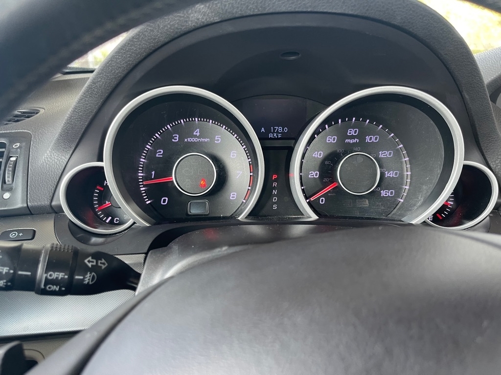 Acura TL 5-Speed AT with Tech Package 2010