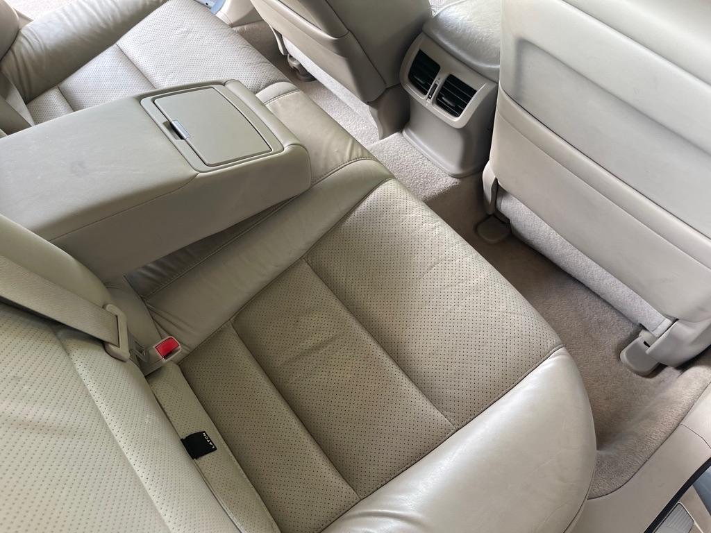 Acura TL 5-Speed AT with Tech Package 2010