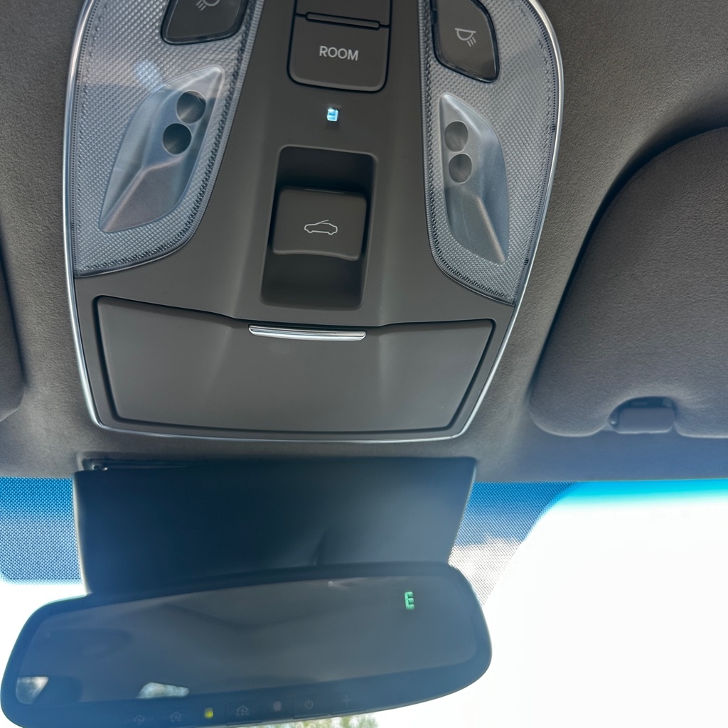 Hyundai Equus Signature 2012