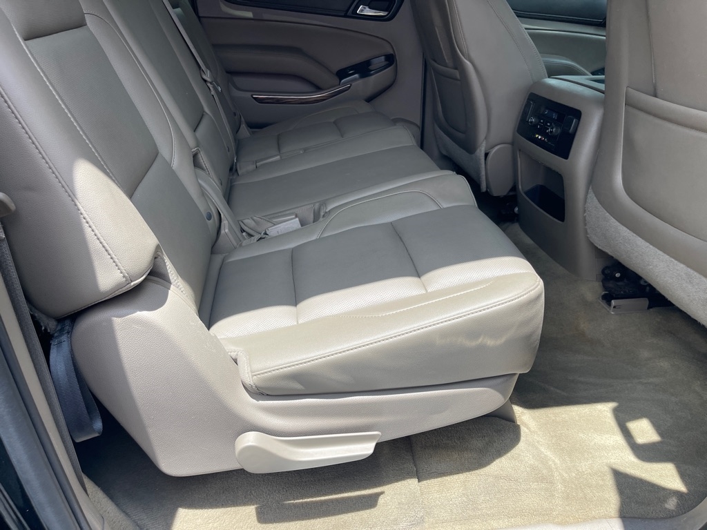 GMC Yukon XL SLT 1/2 Ton 4WD 2015