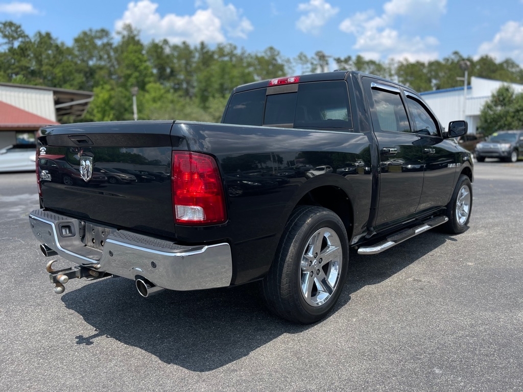 Dodge Ram 1500 SLT Crew Cab 2WD 2009
