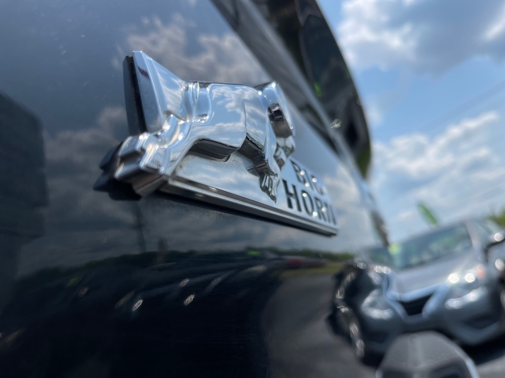 Dodge Ram 1500 SLT Crew Cab 2WD 2009