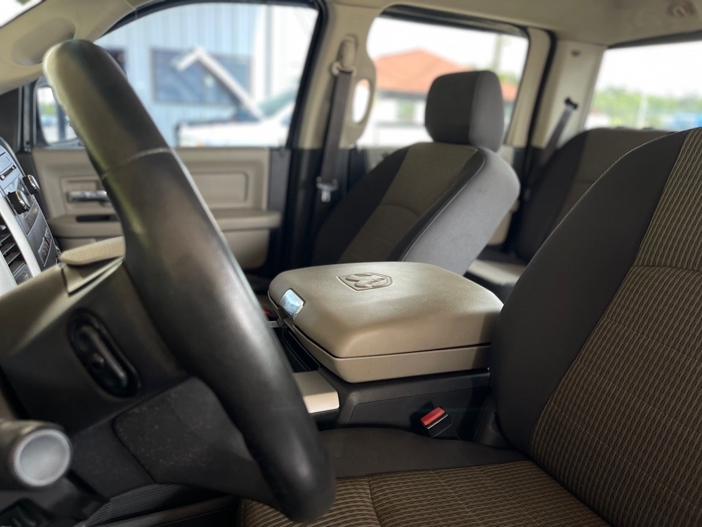 Dodge Ram 1500 SLT Crew Cab 2WD 2009