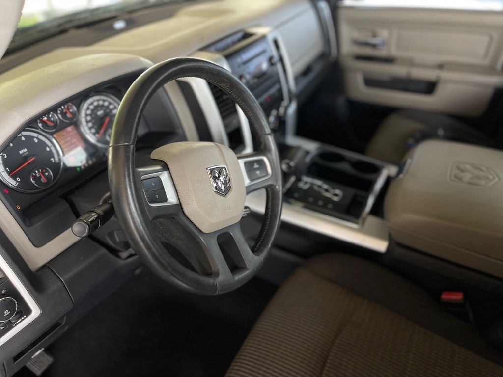 Dodge Ram 1500 SLT Crew Cab 2WD 2009