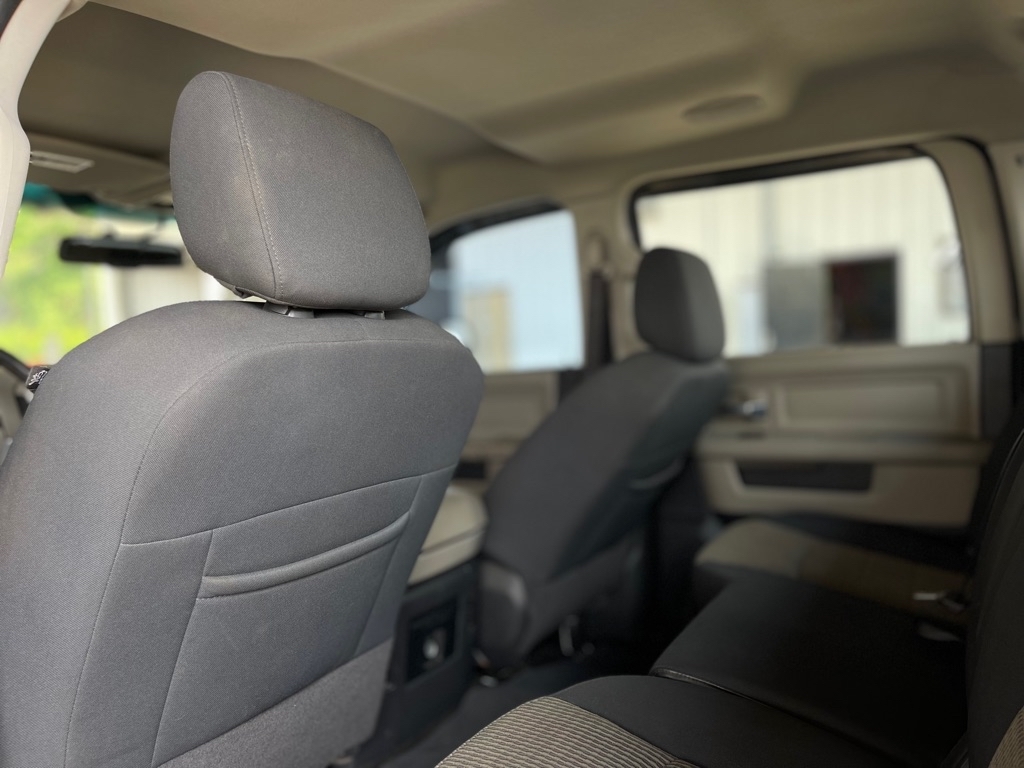 Dodge Ram 1500 SLT Crew Cab 2WD 2009