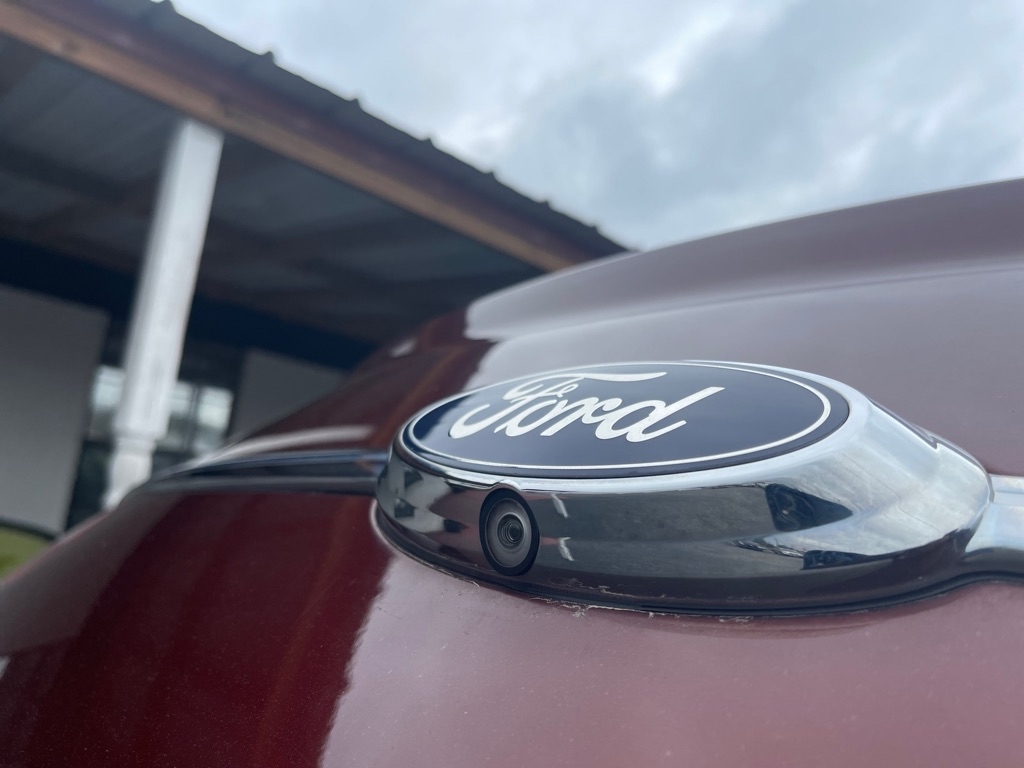 Ford Taurus Limited FWD 2015