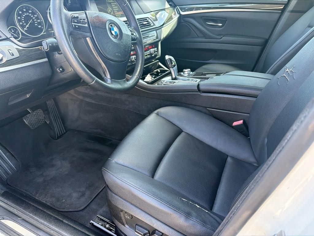 BMW 5-Series 528i 2013