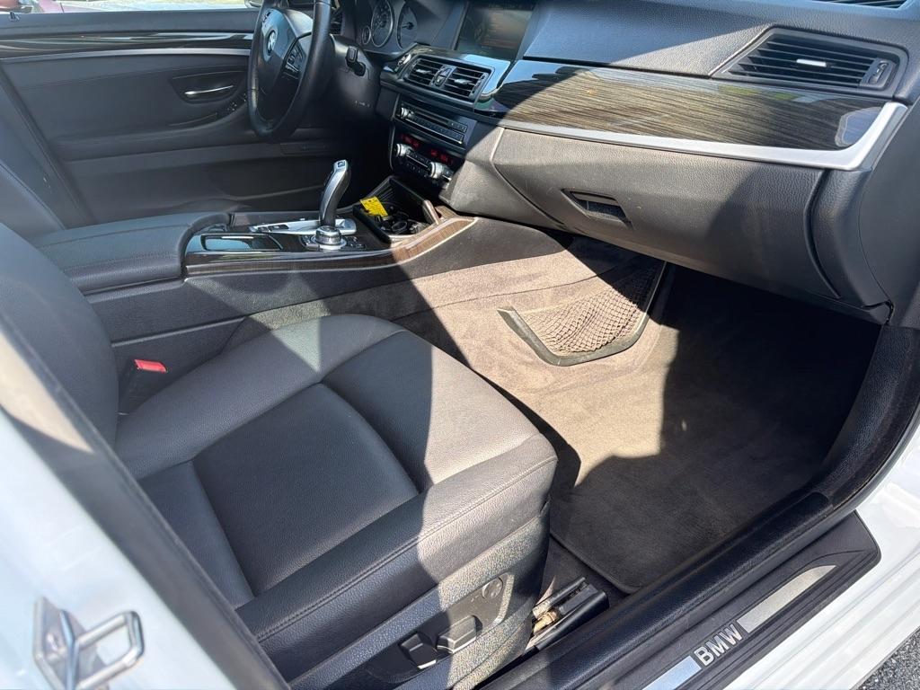 BMW 5-Series 528i 2013