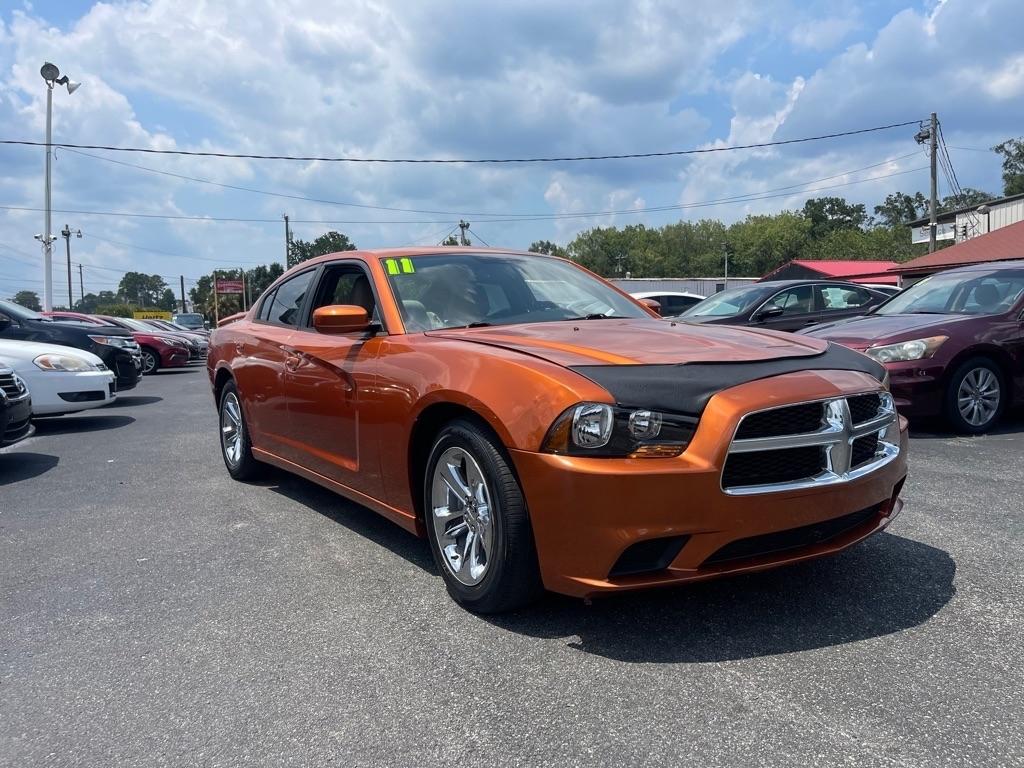 Dodge Charger SE 2011