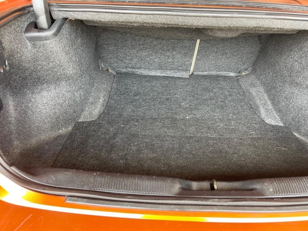 Dodge Charger SE 2011