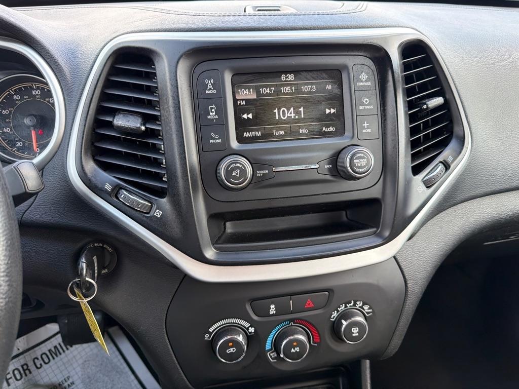 Jeep Cherokee Latitude FWD 2018