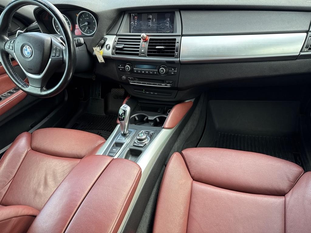 BMW X6 xDrive50i 2012