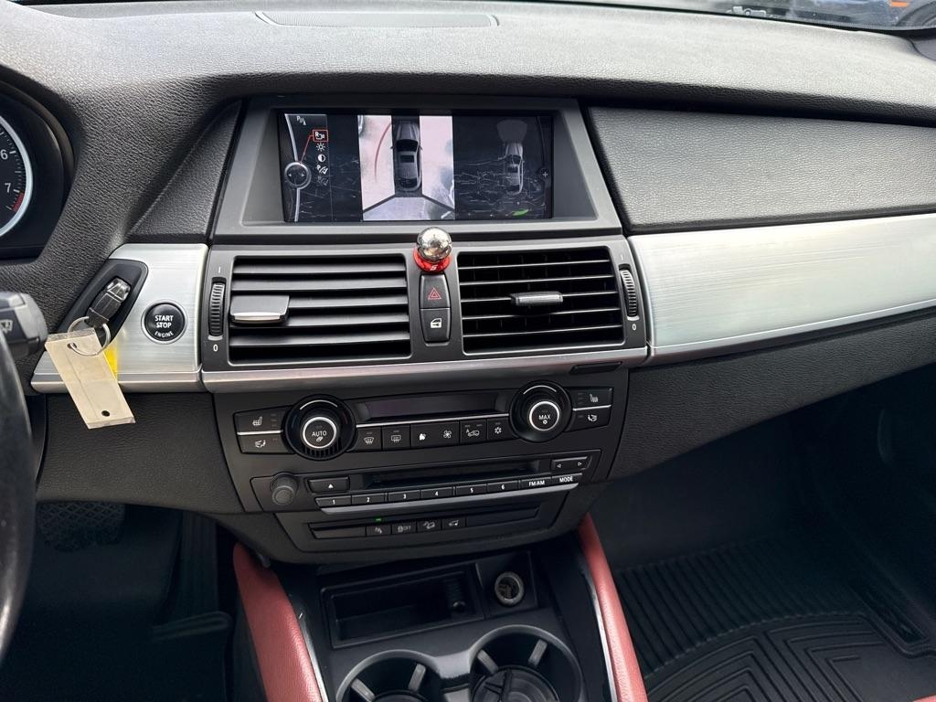 BMW X6 xDrive50i 2012