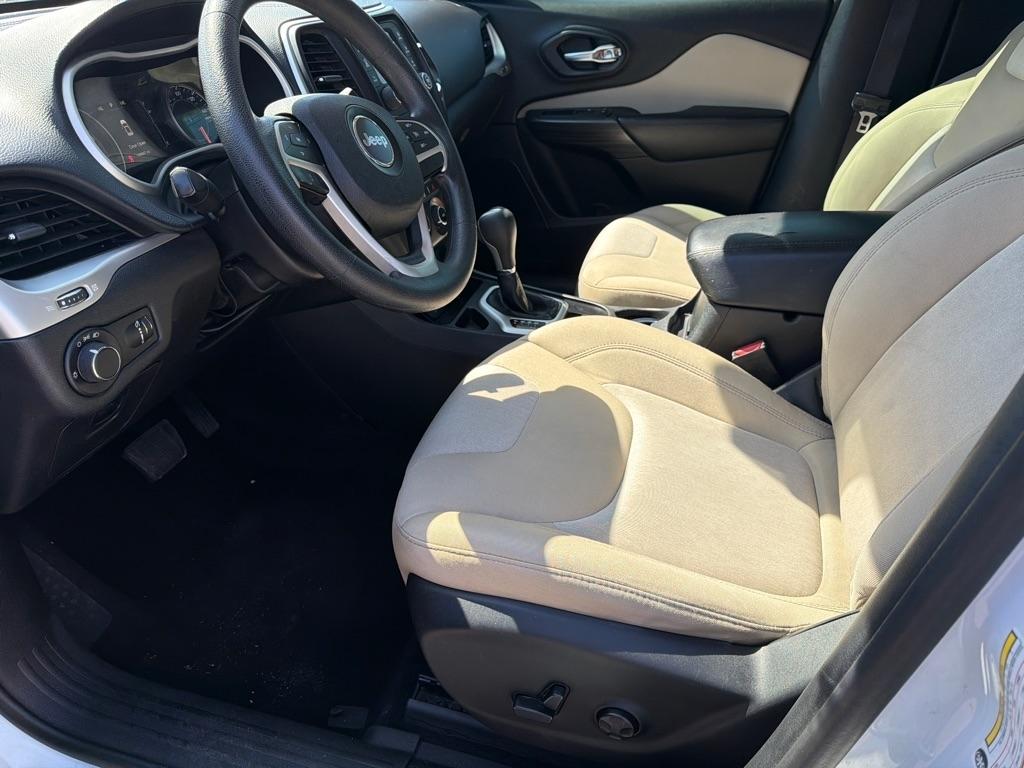 Jeep Cherokee Sport FWD 2016