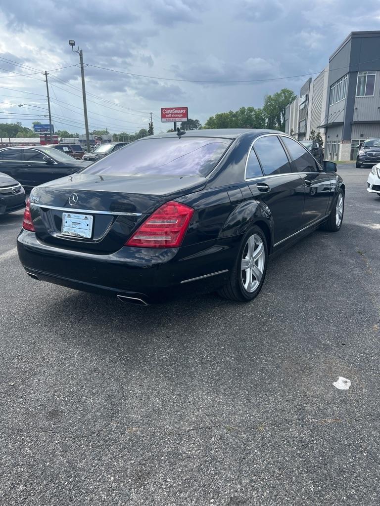 Mercedes-Benz S-Class S550 2010