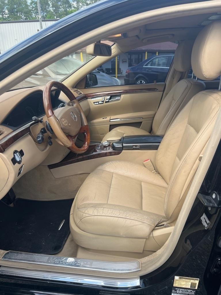 Mercedes-Benz S-Class S550 2010