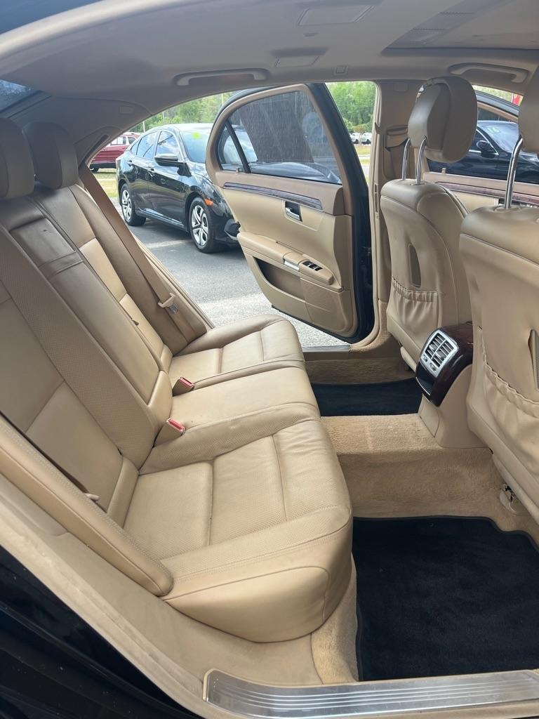 Mercedes-Benz S-Class S550 2010