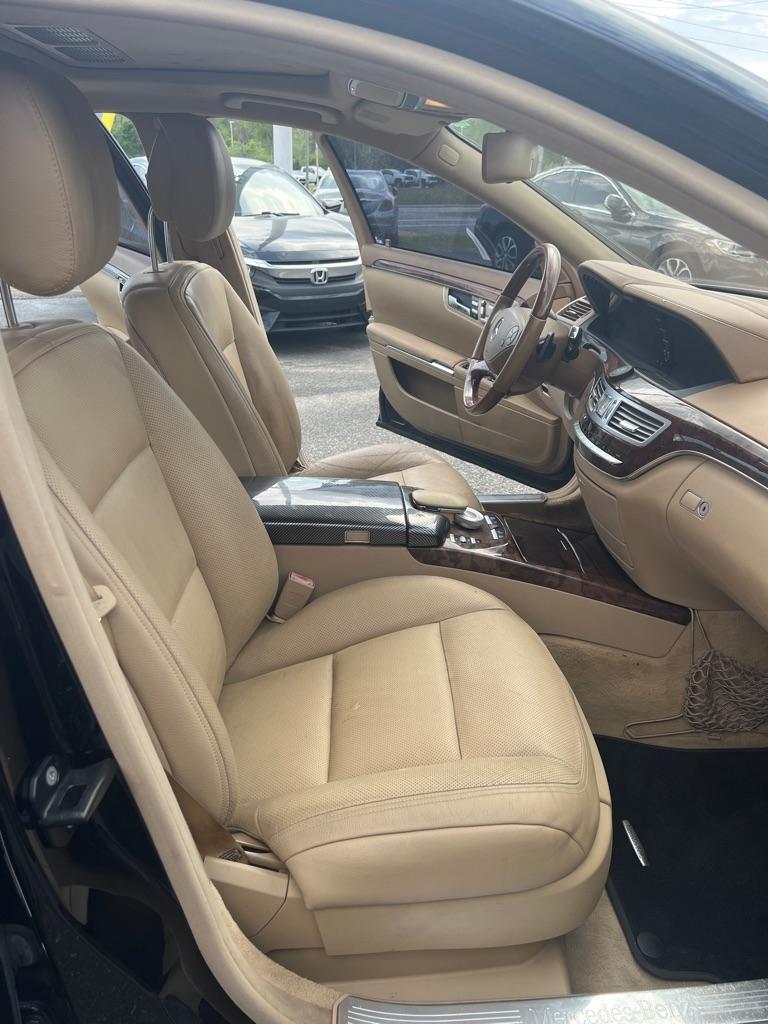 Mercedes-Benz S-Class S550 2010