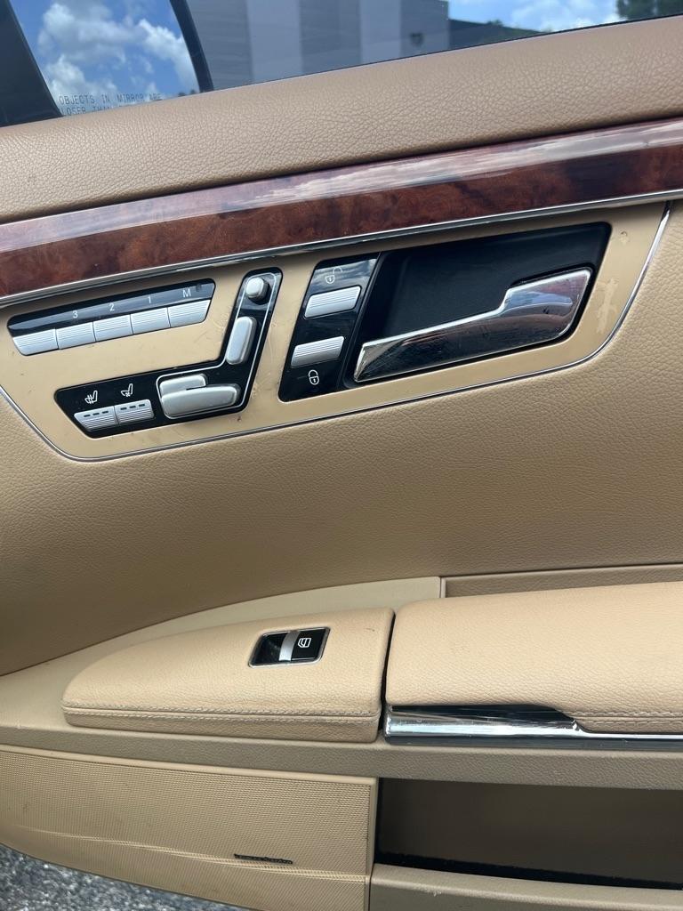 Mercedes-Benz S-Class S550 2010