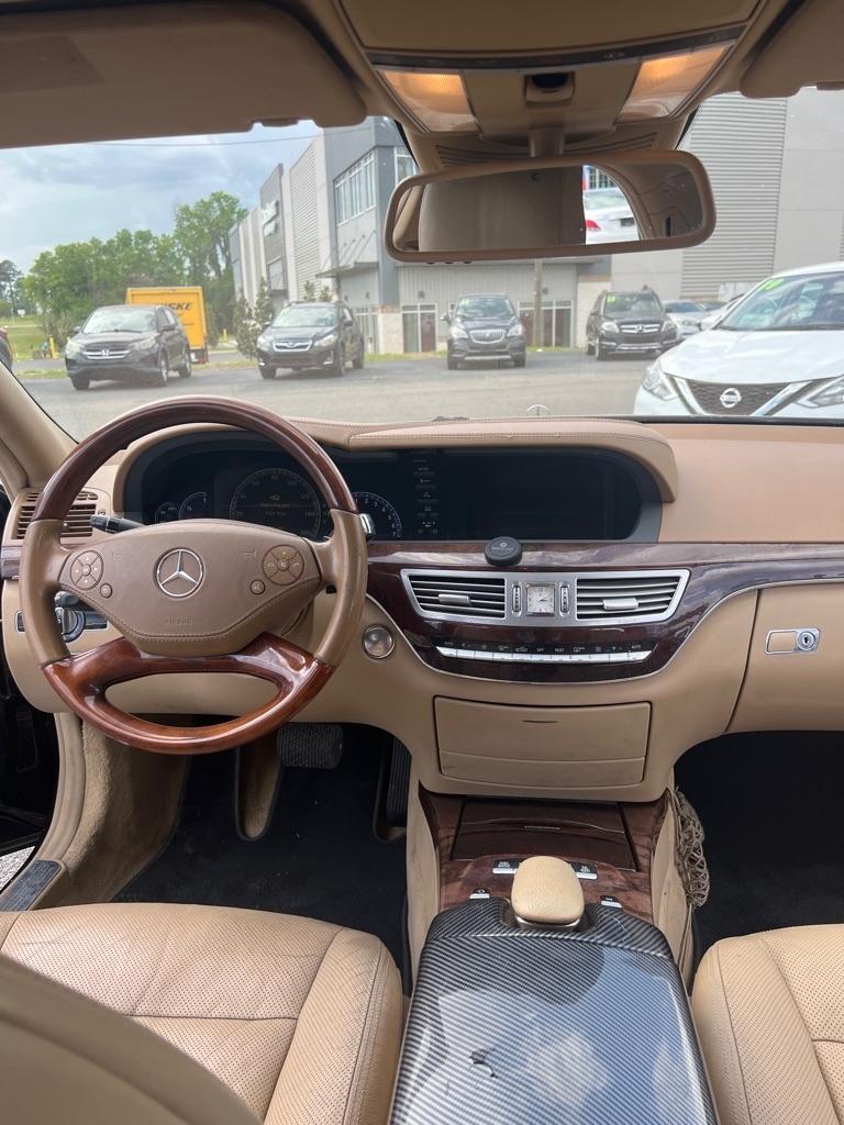 Mercedes-Benz S-Class S550 2010