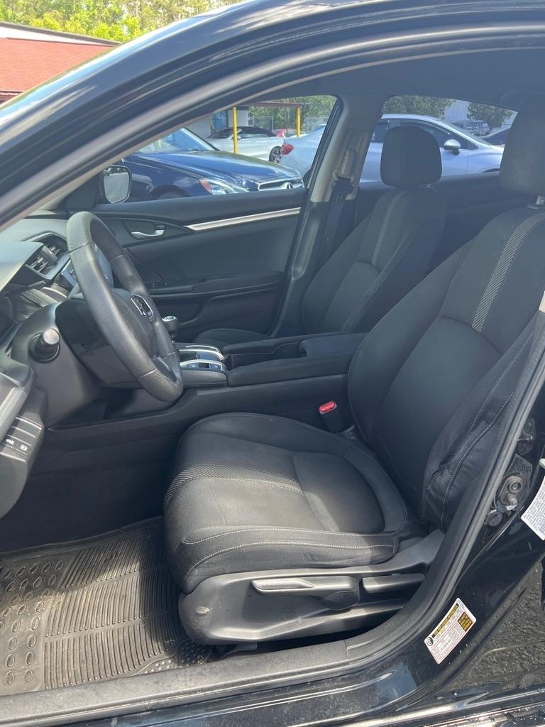 Honda Civic LX Sedan 6MT 2016