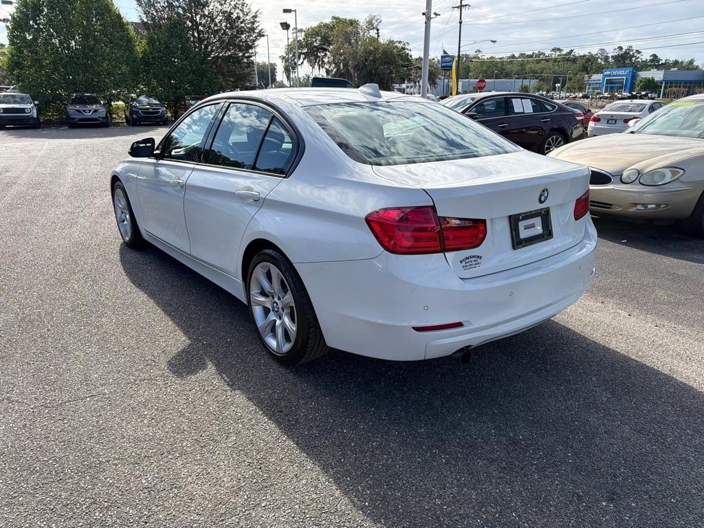 BMW 3-Series 320i Sedan 2015
