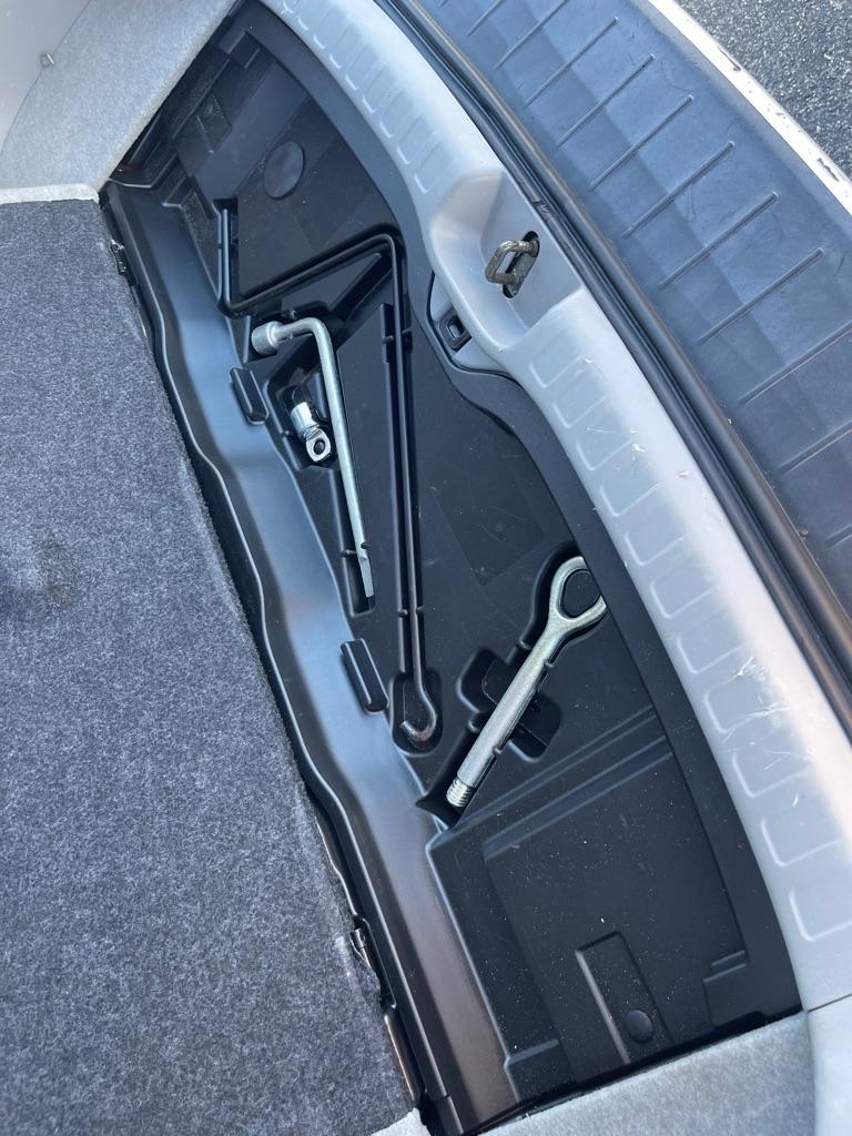 Toyota Highlander Hybrid 2WD 2006