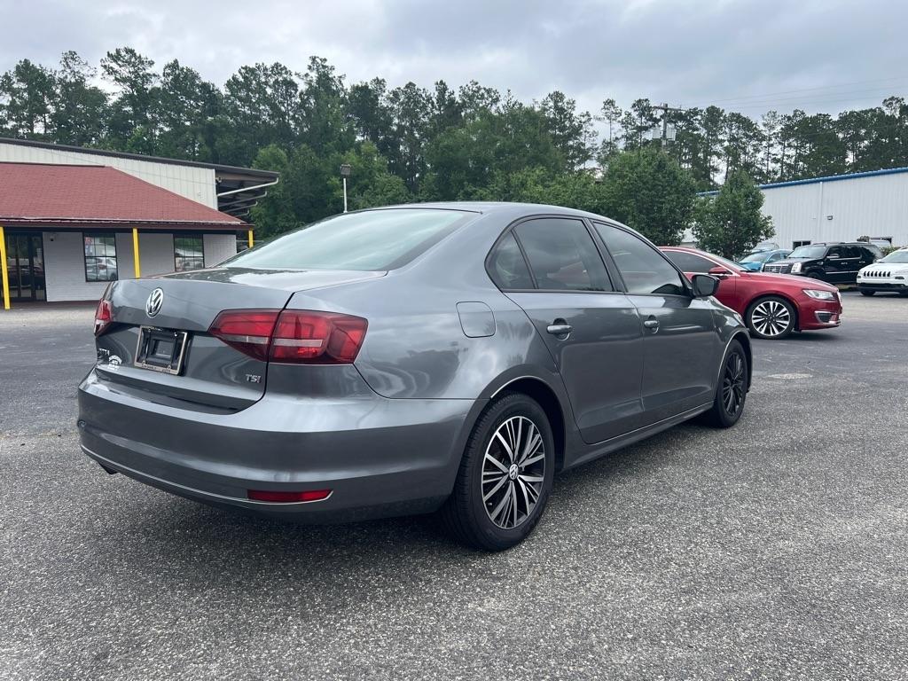 Volkswagen Jetta 1.4T SE 6A 2018